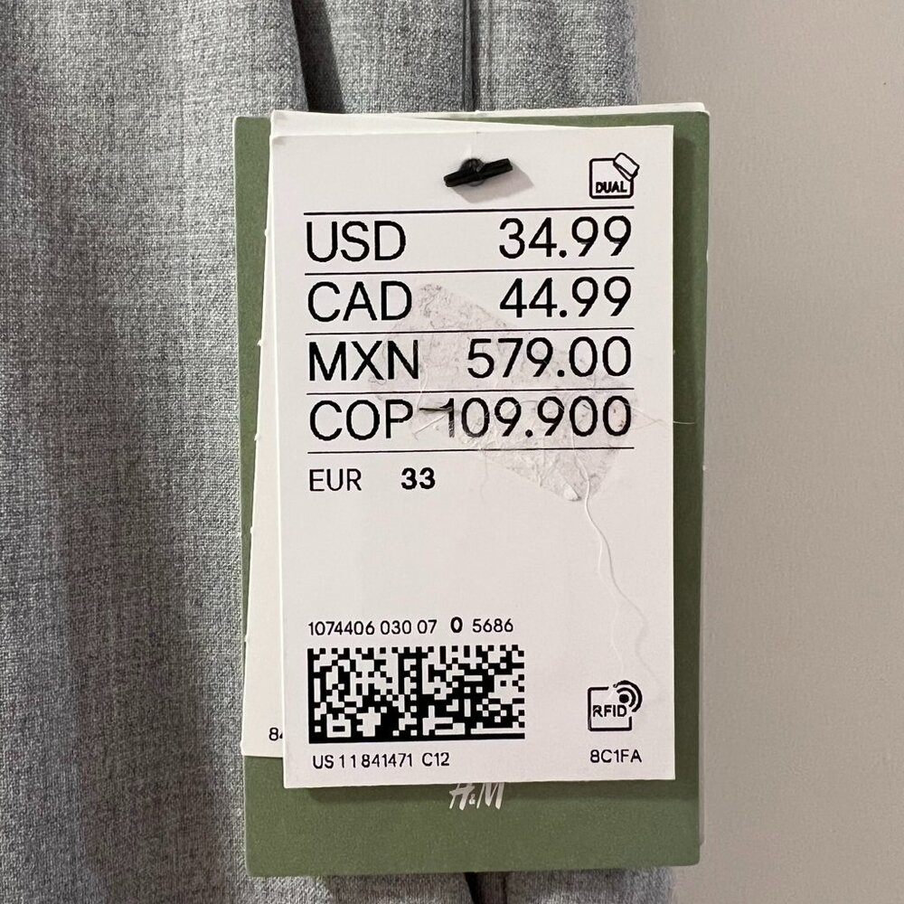 *BRAND NEW* H&M 4-Way Stretch Slim Fit Pants - Picture 3 of 4